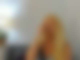 ClareHotMature's Live Sex Cam Show
