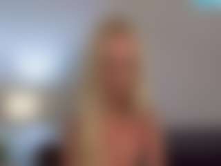 Live cam show with ClareHotMature - Granny on Camsoda