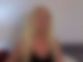 Live cam show with ClareHotMature - Asian Granny on AdultVida.com