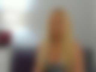 ClareHotMature's Live Sex Cam Show