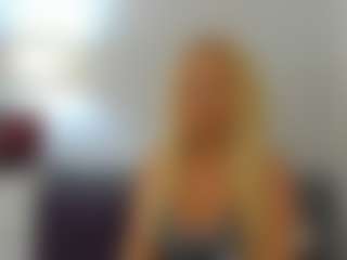 Live cam show with ClareHotMature - Blue Eyes on StripNow