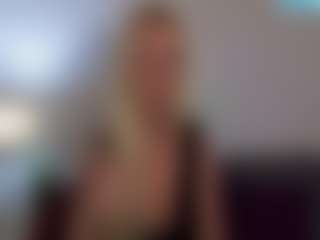 ClareHotMature's Live Sex Cam Show