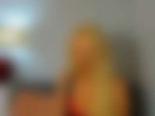 Live cam show with ClareHotMature - Granny Blonde Hair on ObeyMaria