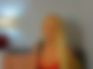 ClareHotMature's Live Sex Cam Show
