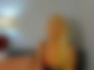 ClareHotMature's Live Sex Cam Show