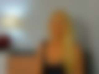 ClareHotMature's Live Sex Cam Show