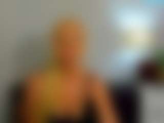 ClareHotMature's Live Sex Cam Show