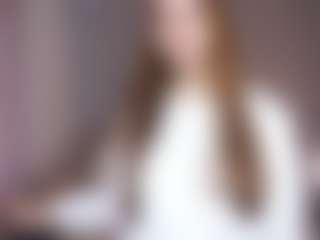 Live cam show with ColbyJellis - Brown Hair MILF on Instabang