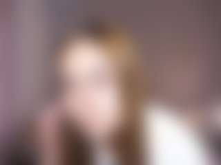 Live cam show with ColbyJellis - Spank Brown Hair on intimatelivegirls.com