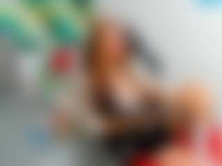 Live cam show with ElizabethStone33 - Cowgirl on slutload