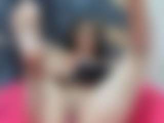 Live cam show with emmillyy20 - HD Toys on CamSodaAdn
