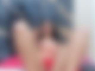 emmillyy20's Live Sex Cam Show