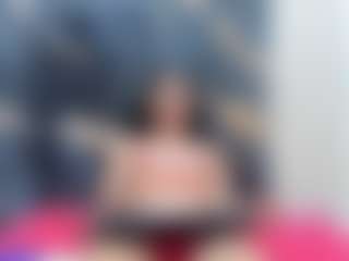 emmillyy20's Live Sex Cam Show