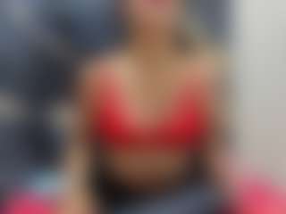 emmillyy20's Live Sex Cam Show