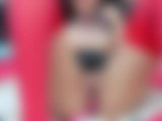 emmillyy20's Live Sex Cam Show