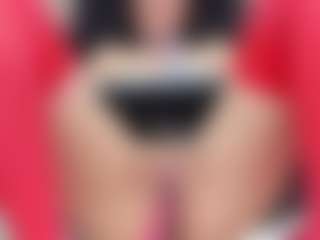 emmillyy20's Live Sex Cam Show