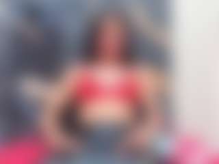 emmillyy20's Live Sex Cam Show