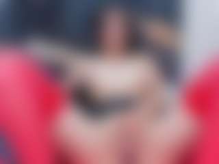 Live cam show with emmillyy20 - Wet on Camsoda
