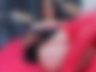 emmillyy20's Live Sex Cam Show