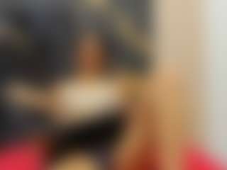 emmillyy20's Live Sex Cam Show