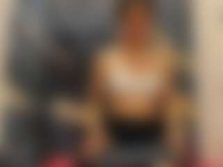 emmillyy20's Live Sex Cam Show