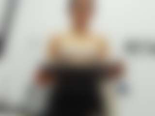 emmillyy20's Live Sex Cam Show