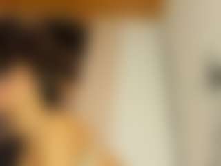 emmillyy20's Live Sex Cam Show