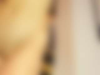 emmillyy20's Live Sex Cam Show
