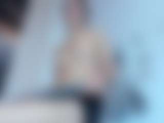 emmillyy20's Live Sex Cam Show