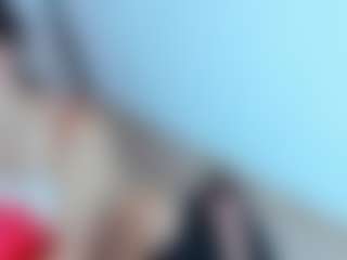 emmillyy20's Live Sex Cam Show