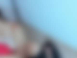 emmillyy20's Live Sex Cam Show