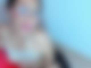 emmillyy20's Live Sex Cam Show