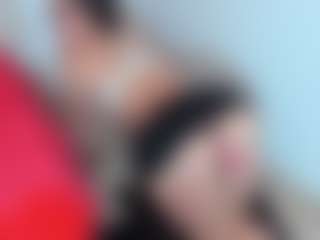 emmillyy20's Live Sex Cam Show