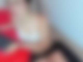 emmillyy20's Live Sex Cam Show