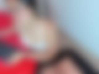 emmillyy20's Live Sex Cam Show