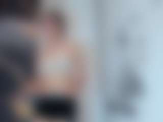 Live cam show with emmillyy20 - New Blowjob on Camsoda