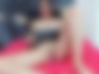 emmillyy20's Live Sex Cam Show