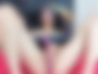 emmillyy20's Live Sex Cam Show