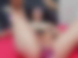 emmillyy20's Live Sex Cam Show
