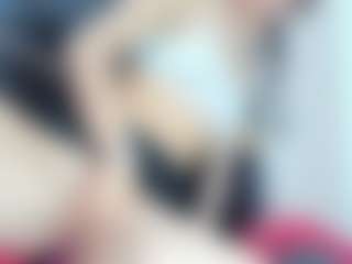 emmillyy20's Live Sex Cam Show