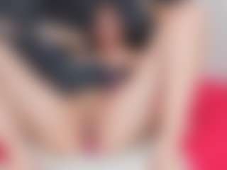 emmillyy20's Live Sex Cam Show