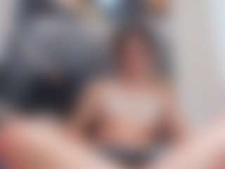 emmillyy20's Live Sex Cam Show