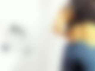 emmillyy20's Live Sex Cam Show