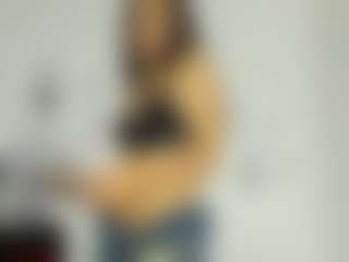 emmillyy20's Live Sex Cam Show
