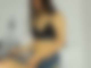 emmillyy20's Live Sex Cam Show