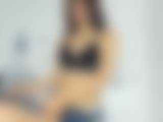 emmillyy20's Live Sex Cam Show