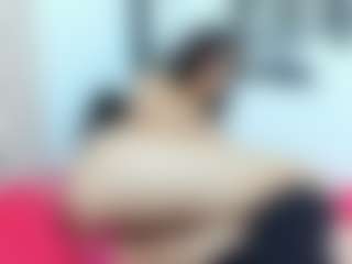 emmillyy20's Live Sex Cam Show