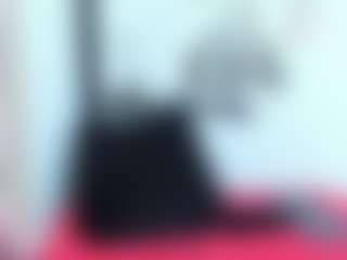 emmillyy20's Live Sex Cam Show
