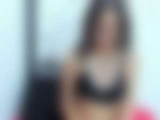 emmillyy20's Live Sex Cam Show