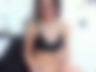 emmillyy20's Live Sex Cam Show